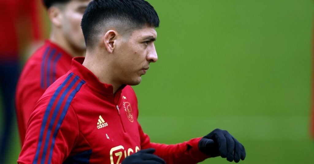 Edson Alvarez Haircut